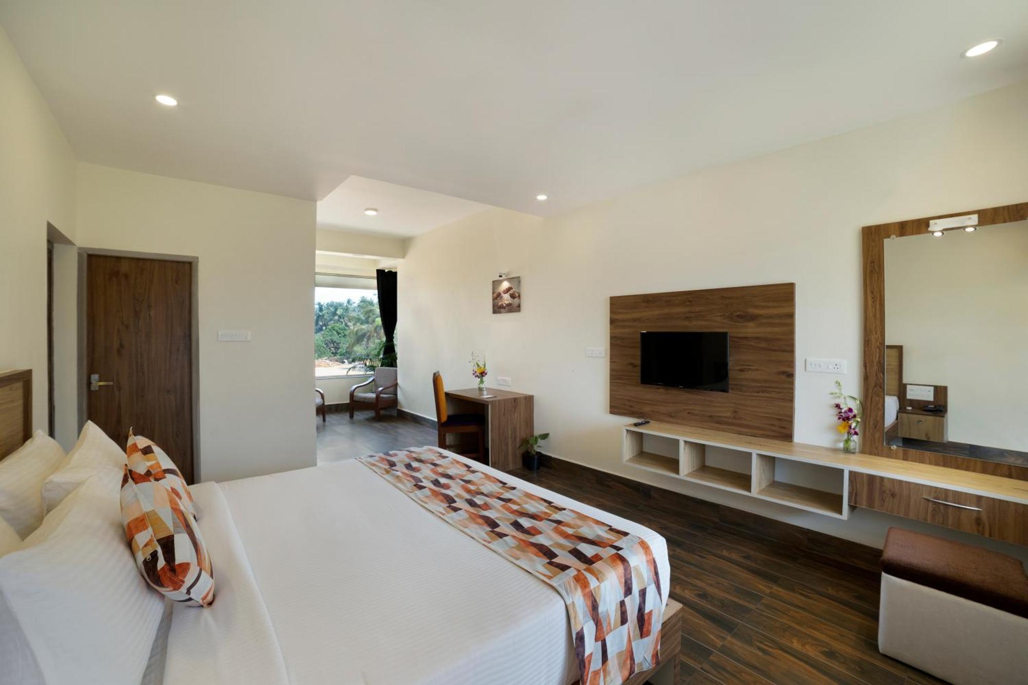 Sterling Karwar Hotel Buitenkant foto
