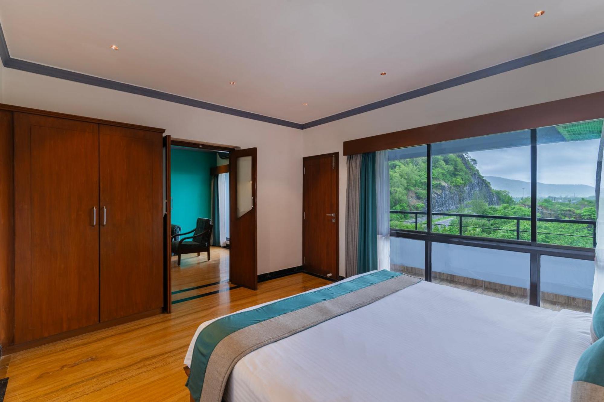 Sterling Karwar Hotel Buitenkant foto