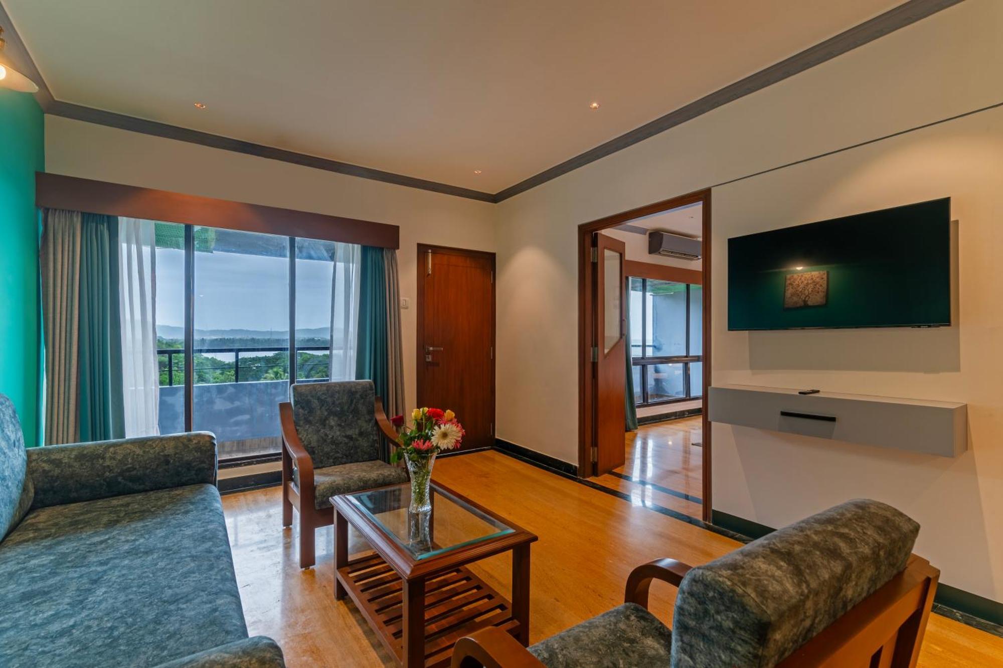 Sterling Karwar Hotel Buitenkant foto