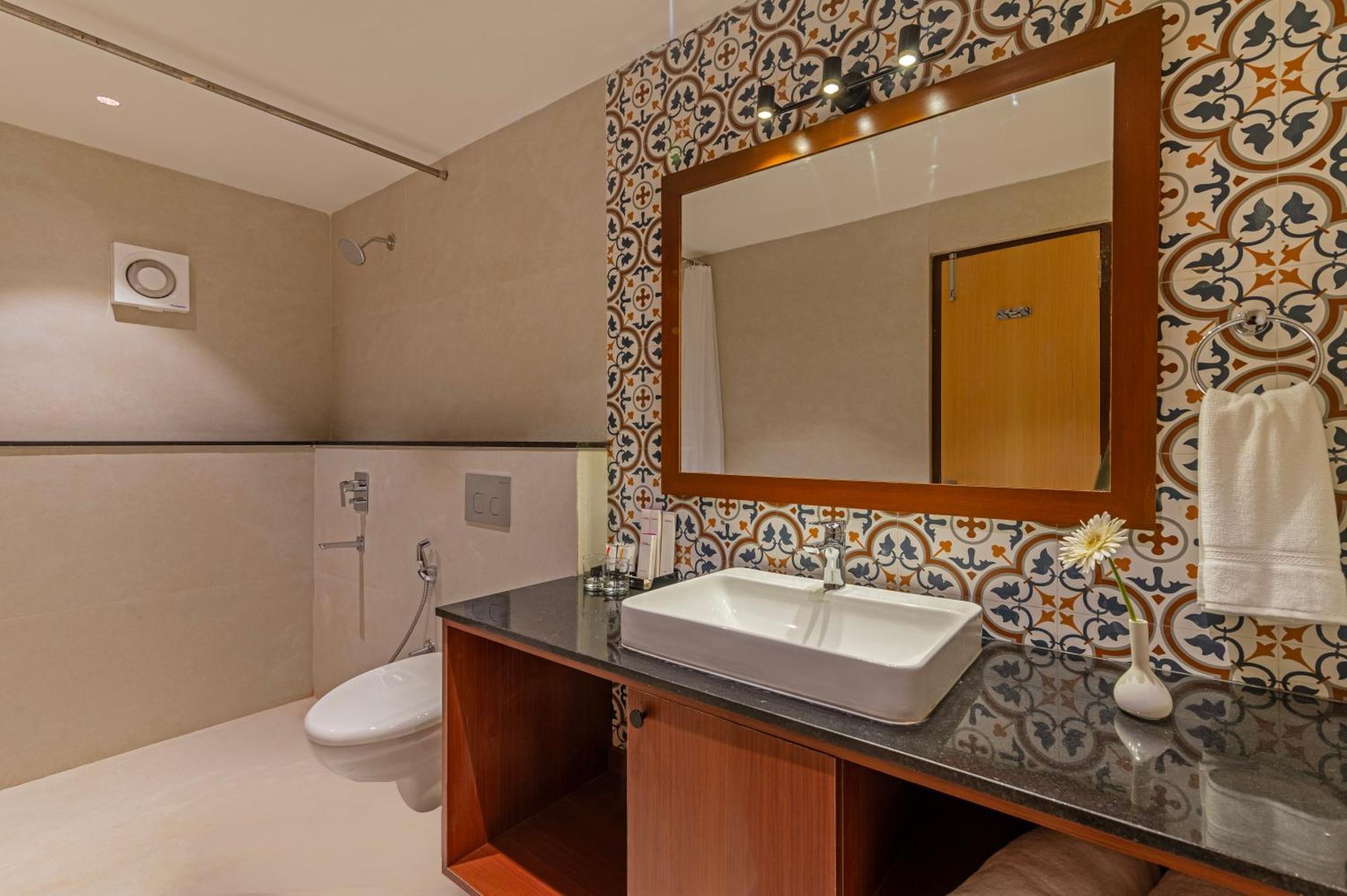 Sterling Karwar Hotel Buitenkant foto