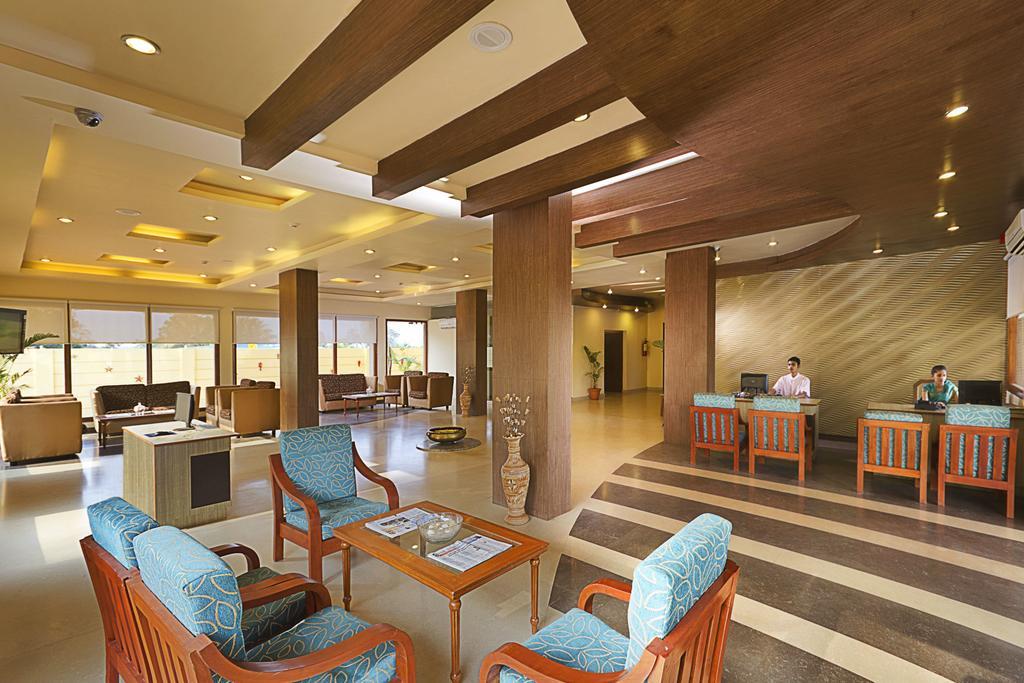 Sterling Karwar Hotel Buitenkant foto